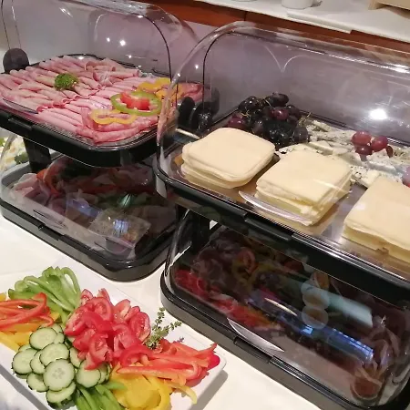 Alpensee Guest house 3*