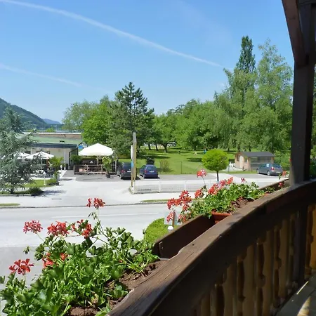 Alpensee Unterburg am Klopeiner See