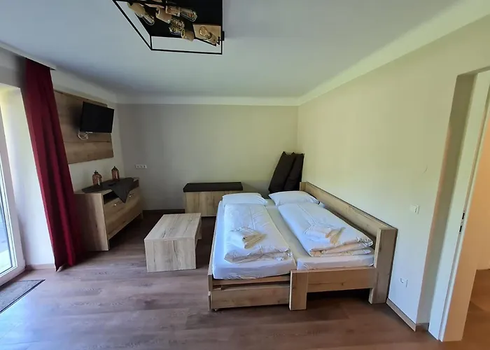 Alpensee Unterburg am Klopeiner See