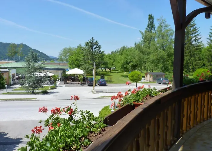 Alpensee Unterburg am Klopeiner See